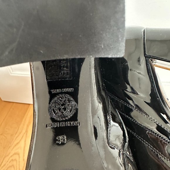 Versace Medusa Insignia Ankle Boots Square Toes Black Patent Leather Sz 38 - Picture 8 of 9